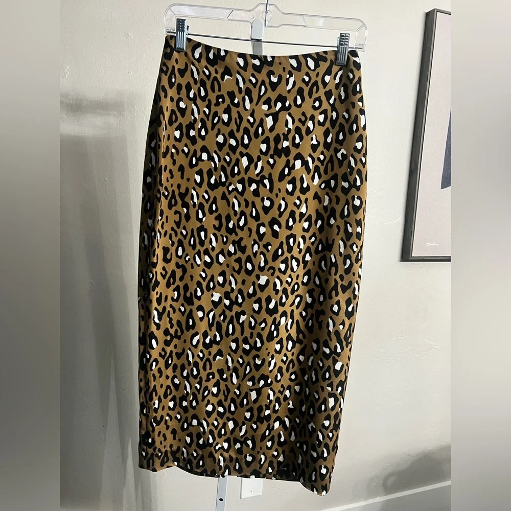Diane Von Furstenberg  DVF Leopard pencil Skirt Brown Black sz 8 - Picture 2 of 5